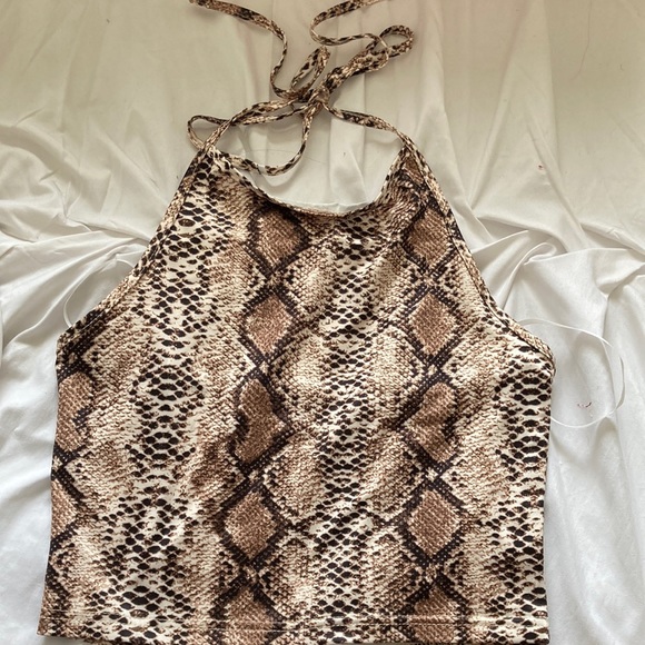 SHEIN Privé Snakeskin Print Cropped Halter Top - Picture 1 of 2